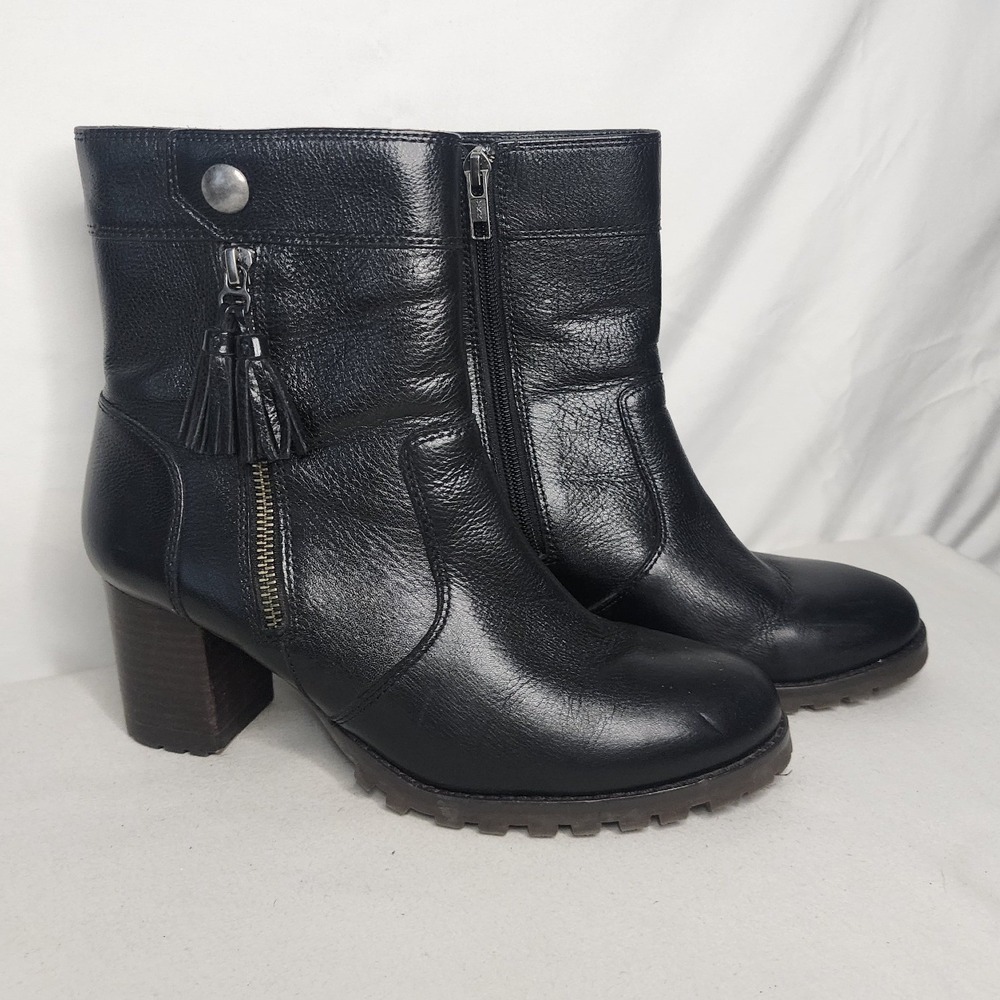 Johnston & Murphy Black Leather Tassel Ankle Boots Lug Sole 8.5M 78-52611 - Picture 3 of 7